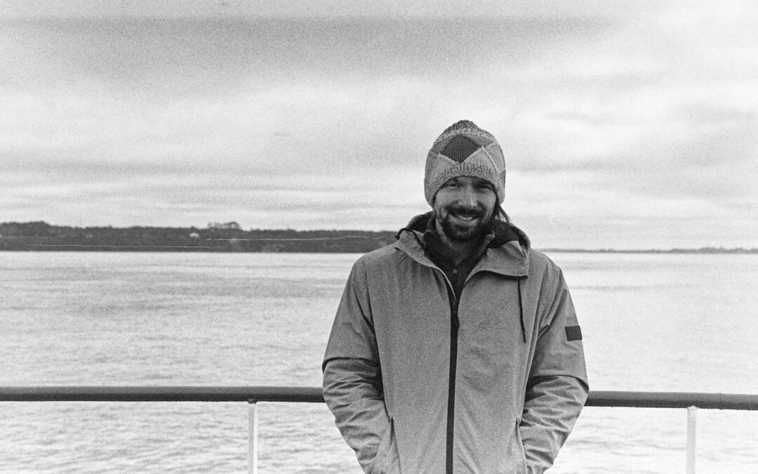 Building bridges: Francisco Caro’s recycling of computers